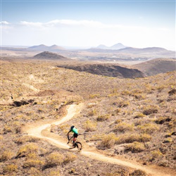 De 7 meest adembenemende mountainbike routes op Fuerteventura die je niet mag missen!