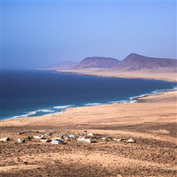 De beste plekken om te kamperen op Fuerteventura: geniet van de natuurlijke schoonheid